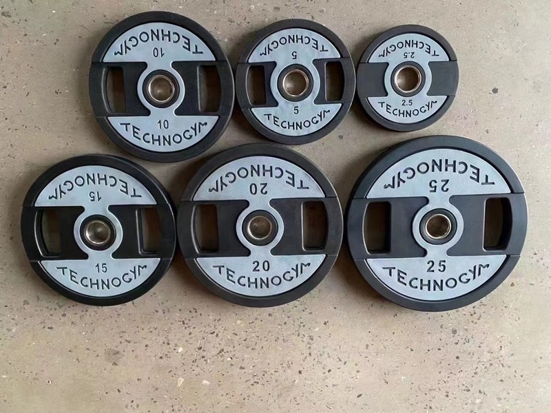 Tạ bánh Technogym đủ size chính hãng nhập khẩu